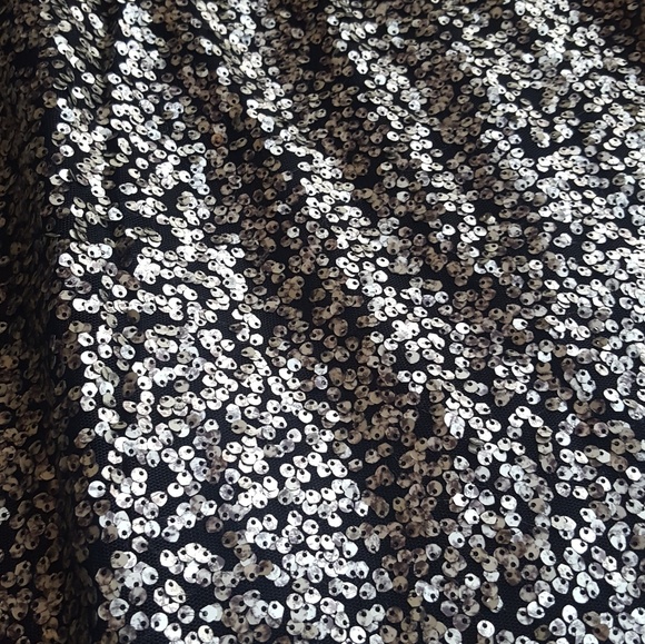 Maurices Sequin Skirt Medium - Picture 4 of 4